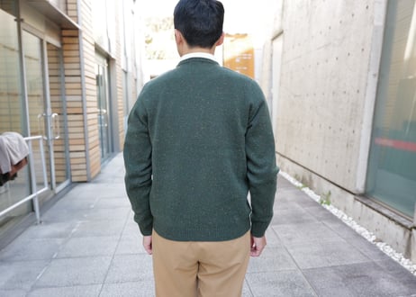 ラムウール クルーネックニット 【モスグリーン】