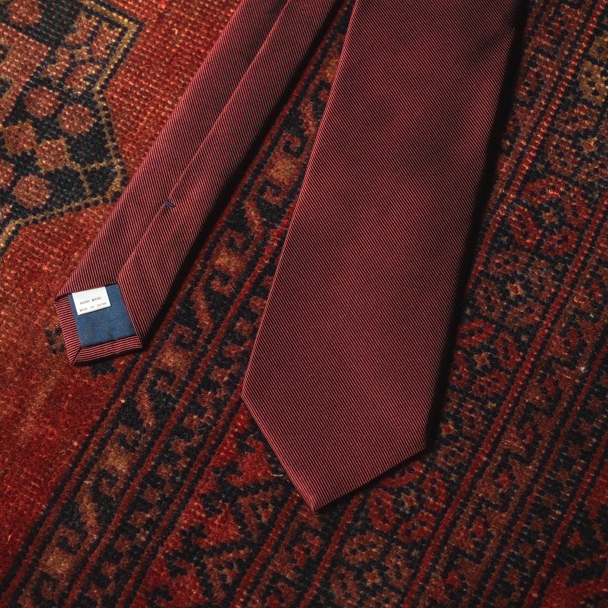 ボルドー ソリッドタイ | Atelier BERUN