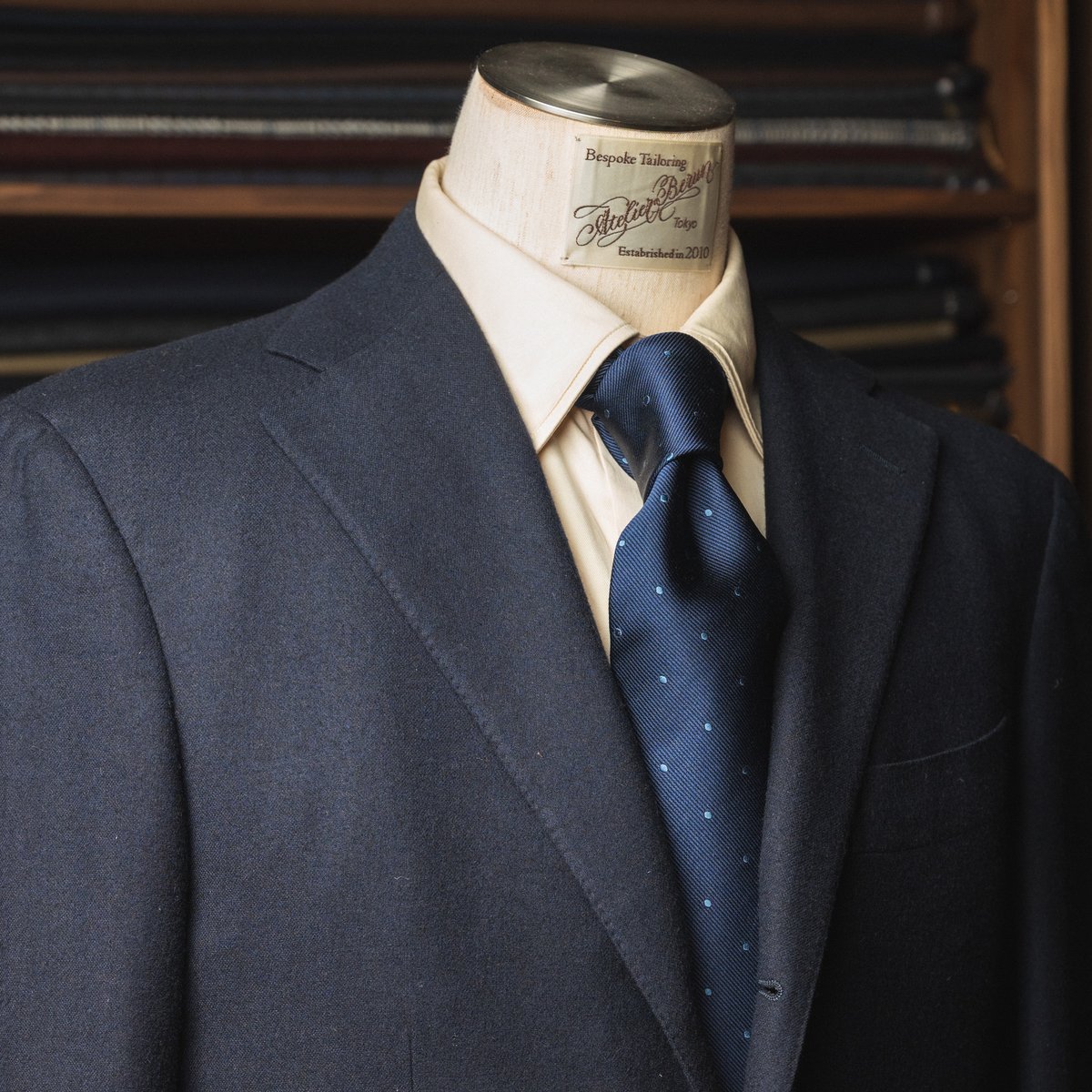 ネイビー/ブルー ドットタイ | Atelier BERUN