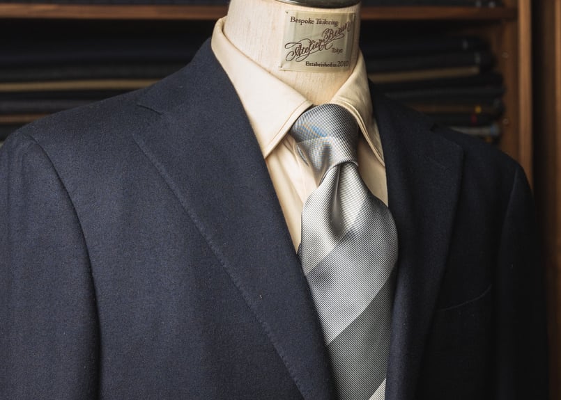 グレー 3カラー レジメンタルタイ | Atelier BERUN