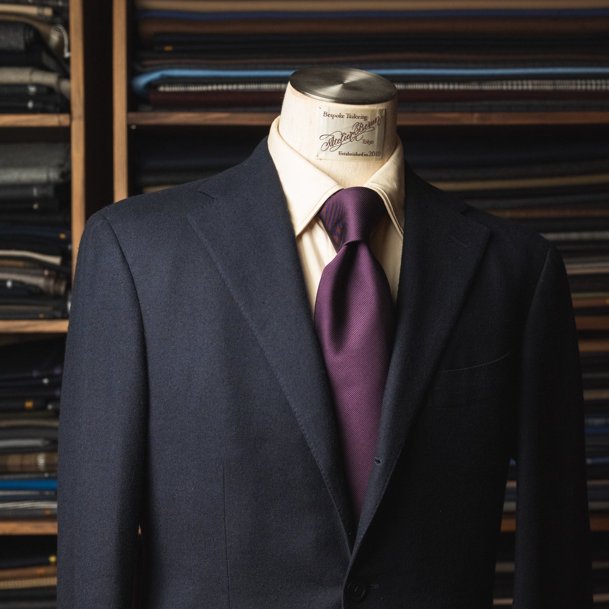 【新品】Holliday & Brown／ツイルソリッドタイ／ダークパープル 新品】Holliday & Brown／ツイルソリッドタイ／ダークパープル