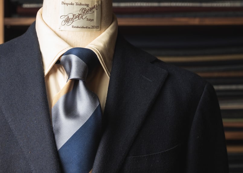 ネイビー・スカイブルー・ベージュ レジメンタルタイ | Atelier BERUN