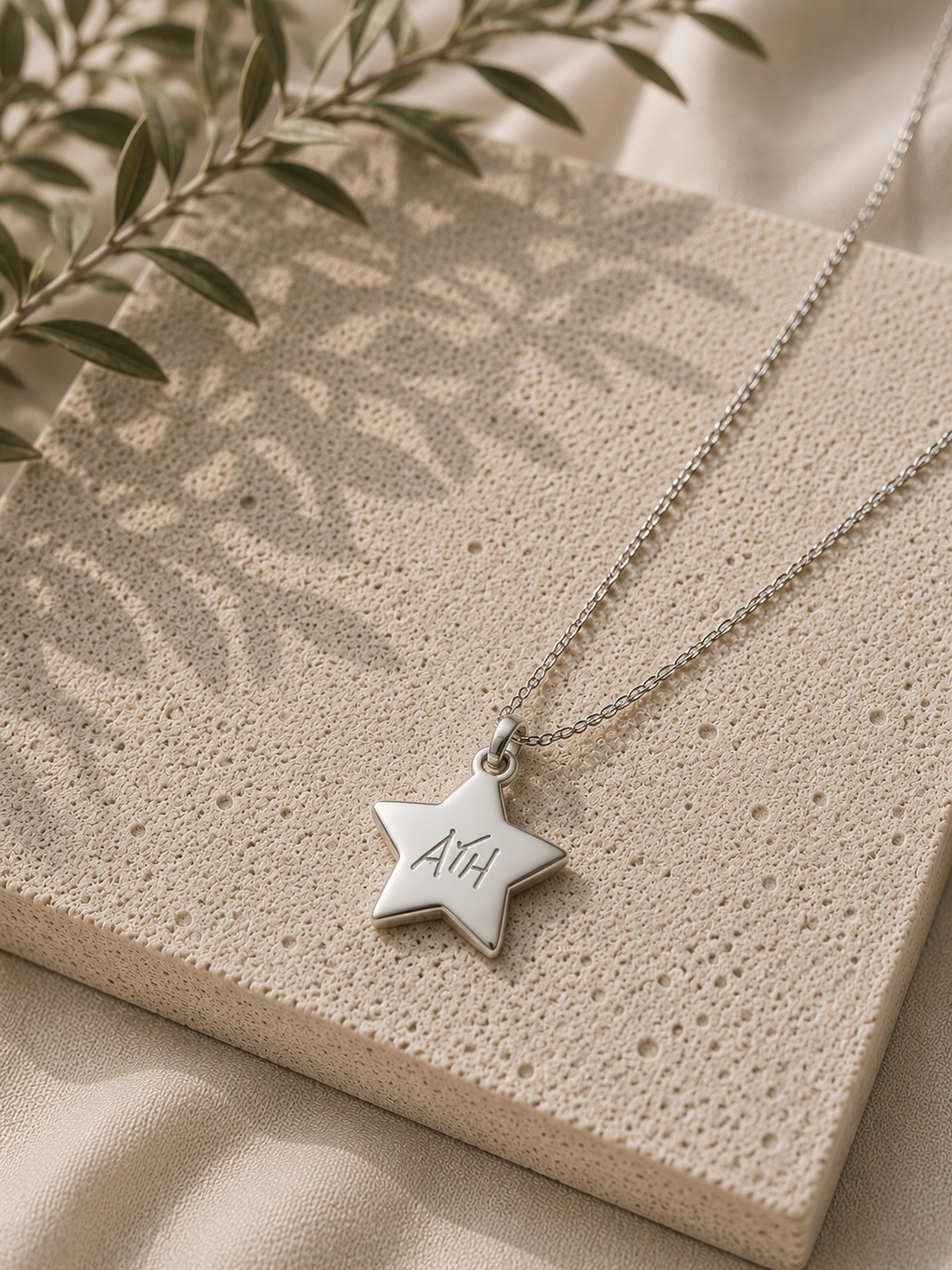 ayh star Necklace(シルバー/中サイズ) | AYH.JEWELRY