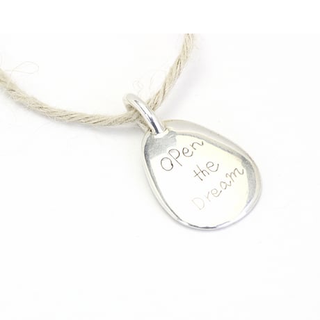 open the Dream Necklace
