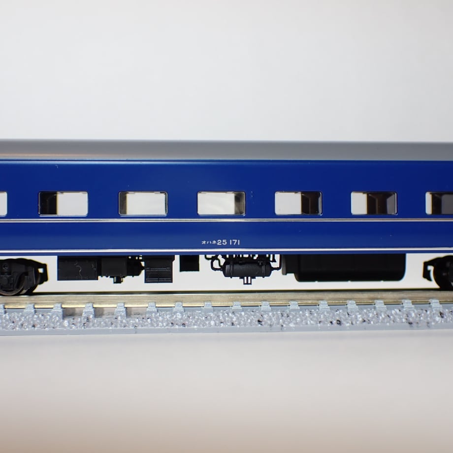 6906d4f44f6263911f18a012