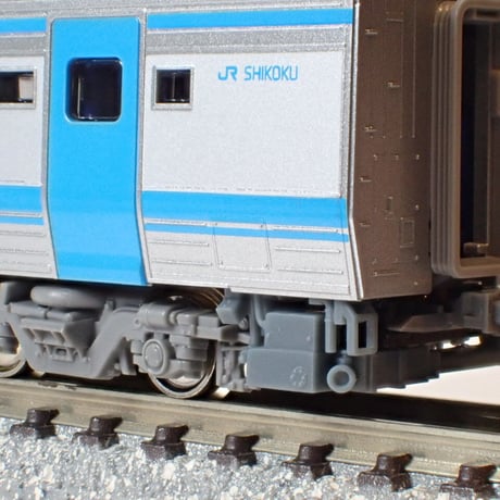 【リニューアル予定】JR四国2000系ダミーカプラー装着先頭車トイレタンク・車端パーツ1両分/Nゲージ