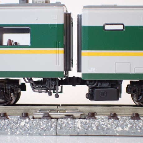 【リニューアル予定】381系やくもリニューアル編成トイレタンク・車端床下機器パーツ増結3両分/Nゲージ増結3両分