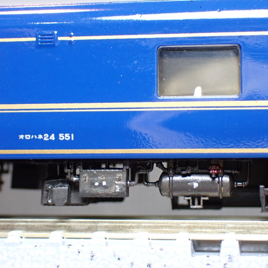 6930d97be6335db8785db6bd