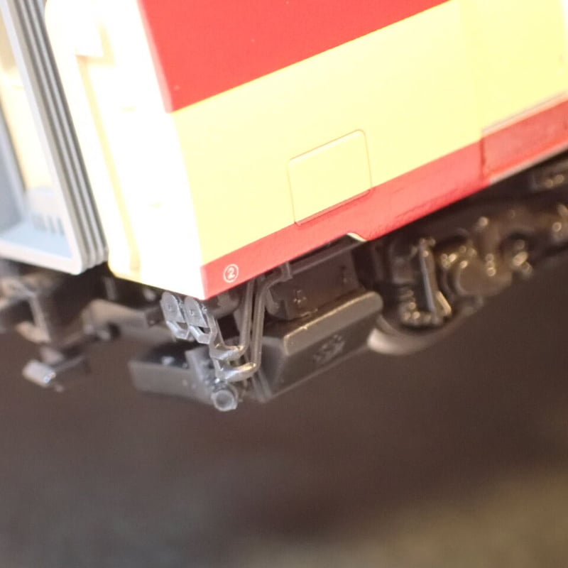 HG密連連結トイレタンク付色入仕上品 E721系 0番台 4両 A-7490 キハ85系トイレタンク・車端機器/基本4両分/Nゲージ | Slope