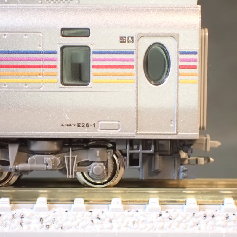 Kタイプ【塗装済み】 E26系カシオペア車端タンク・機器フル編成