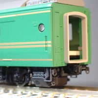 【リニューアル中】TNタイプ24系 夢空間トイレタンク車端機器・ドア下ステップ3両分/Nゲージ