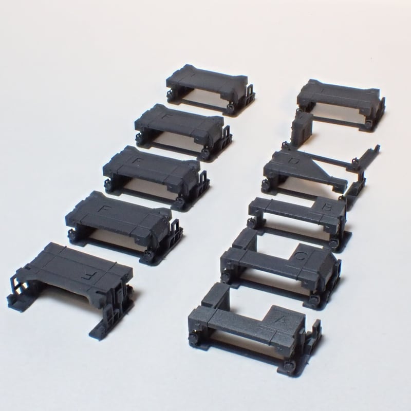 Kタイプ【塗装済み】 E26系カシオペア車端タンク・機器フル編成