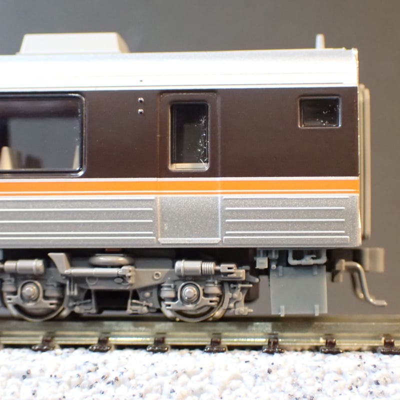 HG密連連結トイレタンク付色入仕上品 E721系 0番台 4両 A-7490 キハ85系トイレタンク・車端機器/基本4両分/Nゲージ | Slope