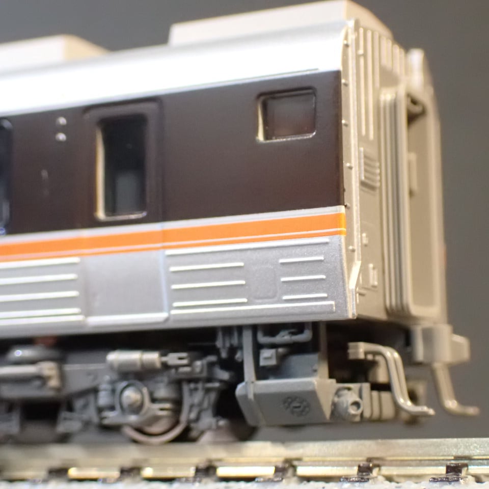 塗装済み】キハ85系トイレタンク・車端機器/増結B 4両分/Nゲージ