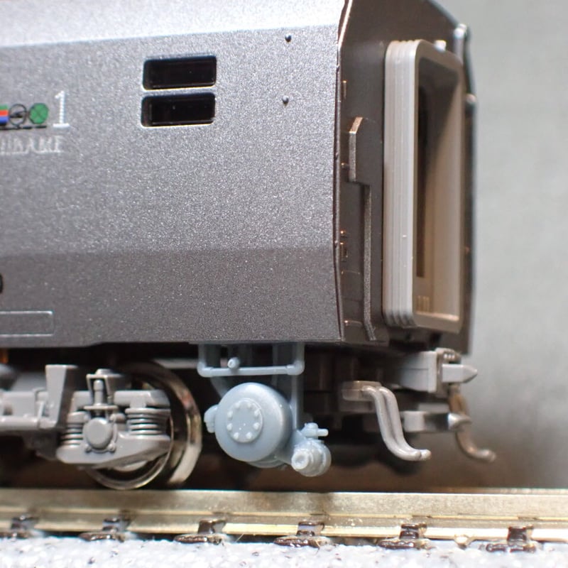 HG密連連結 車端機器トイレタンク付 墨入仕上 305系 JR九州  6013 HG密連連結 車端機器トイレタンク付 墨入仕上 305系 JR九州 6013