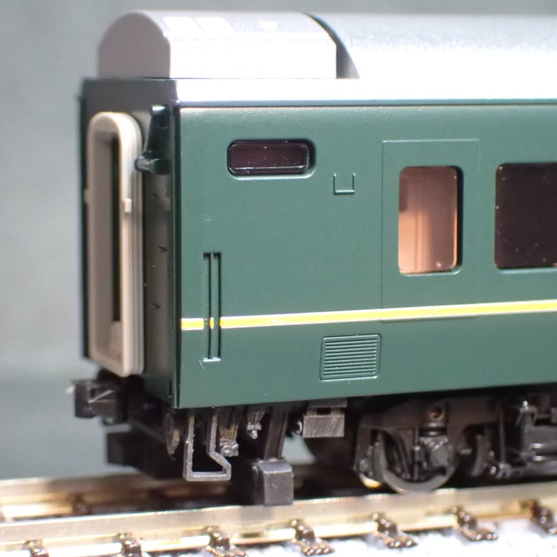 TNタイプ24系トワイライトエクスプレス 耐寒トイレタンク・ドア