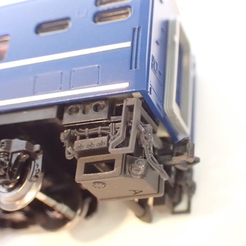 TNタイプ14系・24系寝台客車トイレタンク・ドア下ステップ/8両分＋カニ