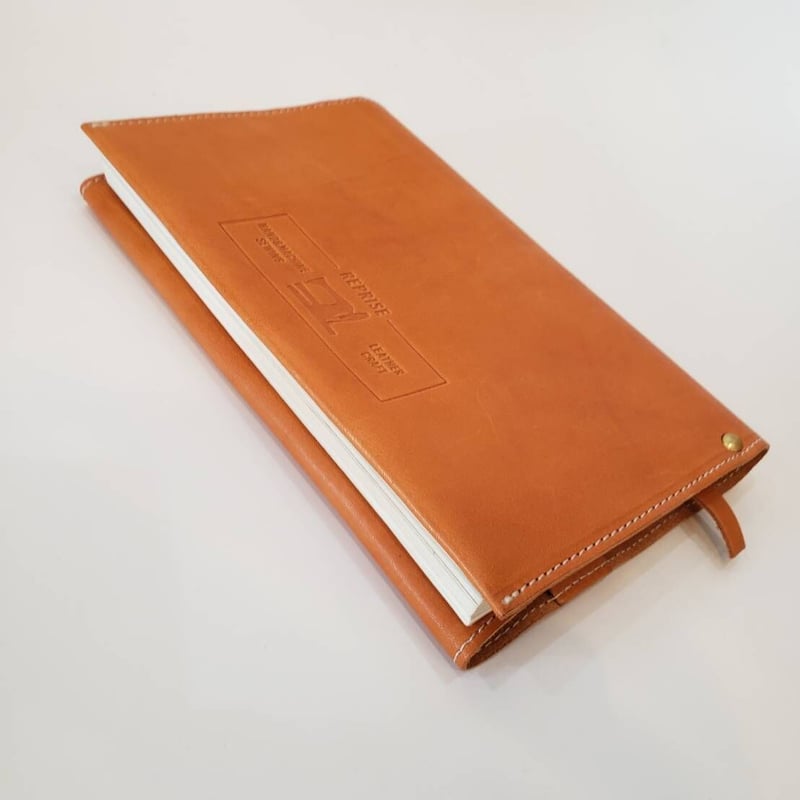レザーブックカバー（新書用） | Reprise