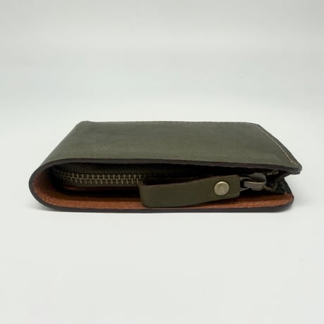 レザーＬ型コインケース付二つ折りウォレット（ハンドメイド／コンパクト／薄型／裏地付／ギフト対応）