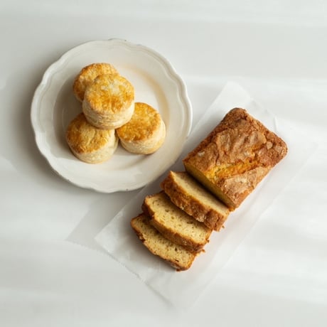 【1/28発送】スコーン9個とバナナケーキのセット