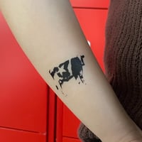 tattoo sticker (star cow)