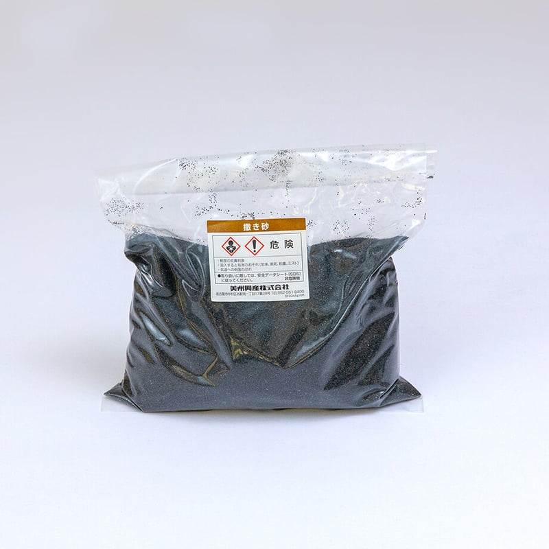 アスファルト舗装のひび割れ補修材 アスクリートクラックメン手 ［荷姿