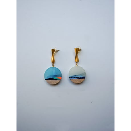 EJING ZHANG London | Eclipse Twist Dise Earrings ( Bleu / White )