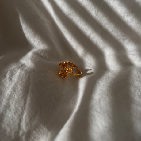 LYNYER London : BLOSSOM RING ( SMALL )