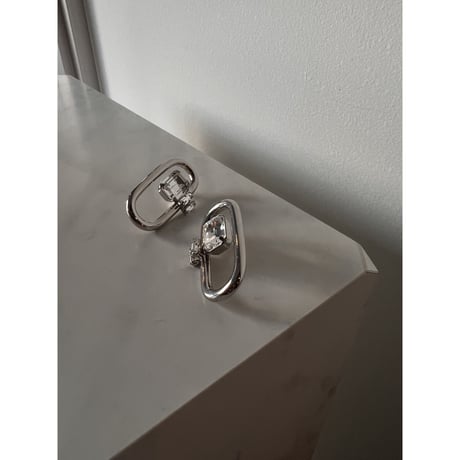 CREZUS Paris : CARA Pierced Earrings ( Crystal / Silver )