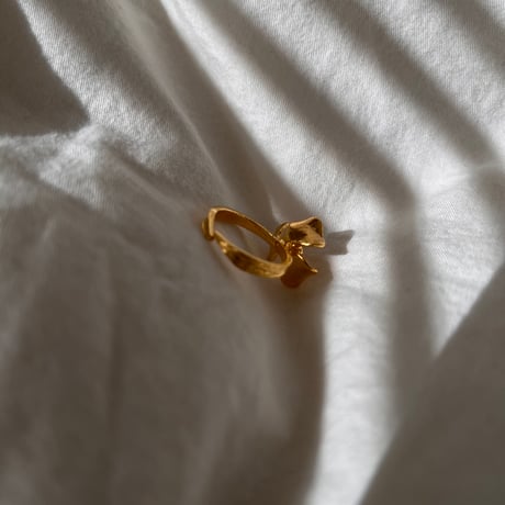 LYNYER London : BLOSSOM RING ( SMALL )