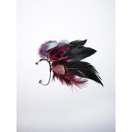Delphine Charlotte Parmentier Paris | EDEN3 Feather Ear Cuff by one ( Pink )