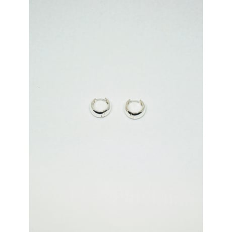 STUDIO BILLE Norway | Curved Form Earrings