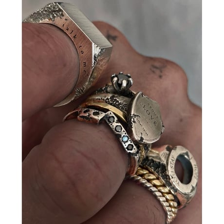TO GARAL Madrid : “ Talk to me ” Ring