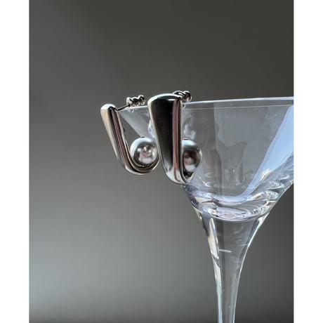 Delphine Charlotte Parmentier Paris | Etemel-EA-003 pierced earrings (Palladium/Gray)