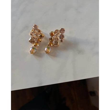 CREZUS Paris：PALMS Pierced Earrings ( Beige / Gold )