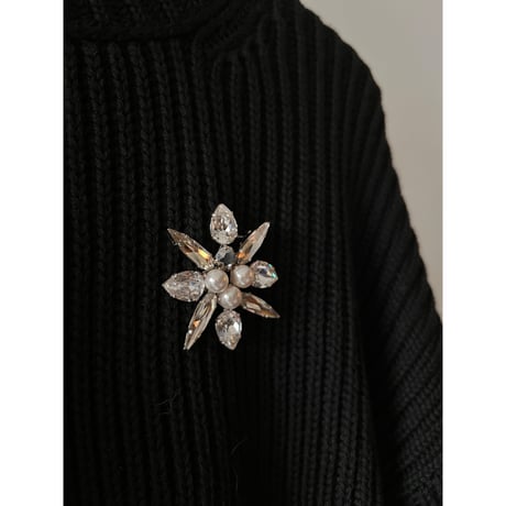 CREZUS Paris | 22H39 Brooch (crystal, silver & pearl)