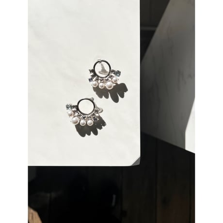 CREZUS Paris : NEBULA Pierced Earrings  ( Crystal / Silver )