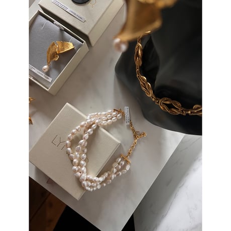 FRESHWATER PEARL BLOSSOM CHOKER