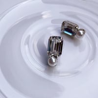 ARUME "Clip" Pierced Earrings ( Crystal / Palladium )