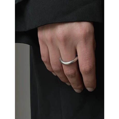 TO GARAL Madrid | "Bend band" Ring