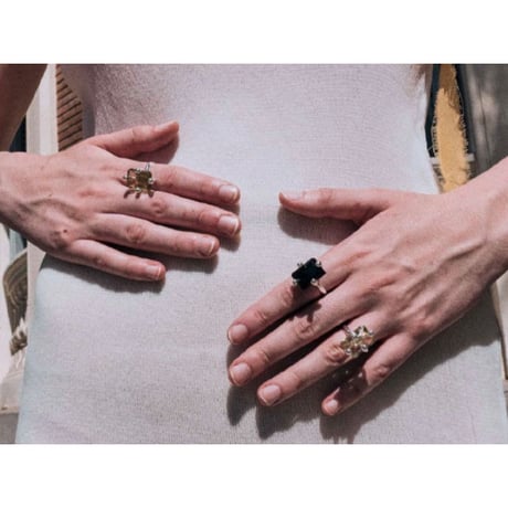 BEATRIZPALACIOS Madrid | BLACK COCKTAIL RING