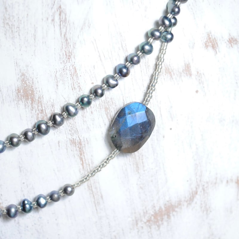 淡水パールとラブラドライトのロングネックレス〈楕円〉 〜14kgf