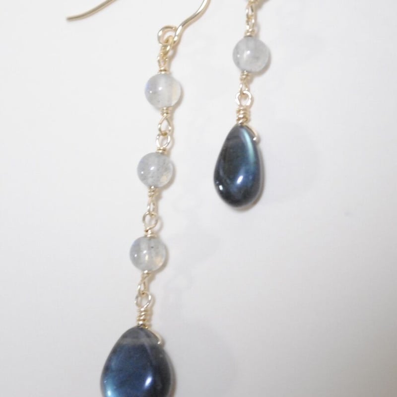 14kgf 大粒 ラピスラズリ ピアス 天然石 ロング ペアシェイプ　枠留め 14kgf 大粒 ラピスラズリ ピアス 天然石 ロング ペアシェイプ 枠留め