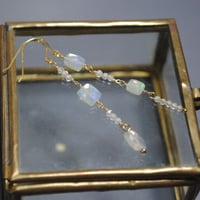 オパールピアス〈長方形〉〜14kgf〜