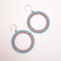 カジュアルフープピアス〈ターコイズブルー＆オレンジ〉