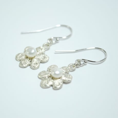 お花のピアス〜silver925〜