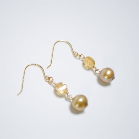 シトリンと淡水パールのピアス〜14kgf〜