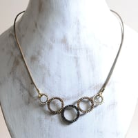 泡フープネックレス〈ブラウン×ゴールド〉