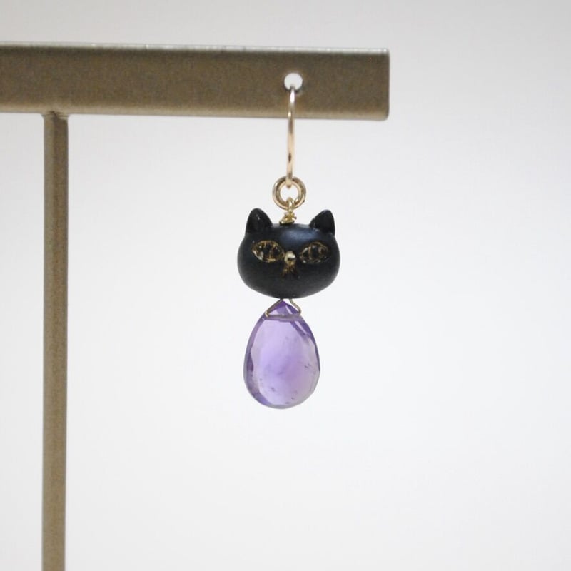 【2696】ジャンピング猫　アクセサリー　開運　アメジスト　ピアス　天然石 ◇選べる誕生石◇Jewel Cat ジュエルキャットピアス【MIE3130】 Mirai