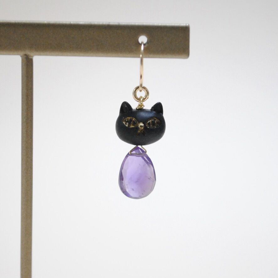 黒猫とアメジストのピアス〜14kgf〜 | Ketti